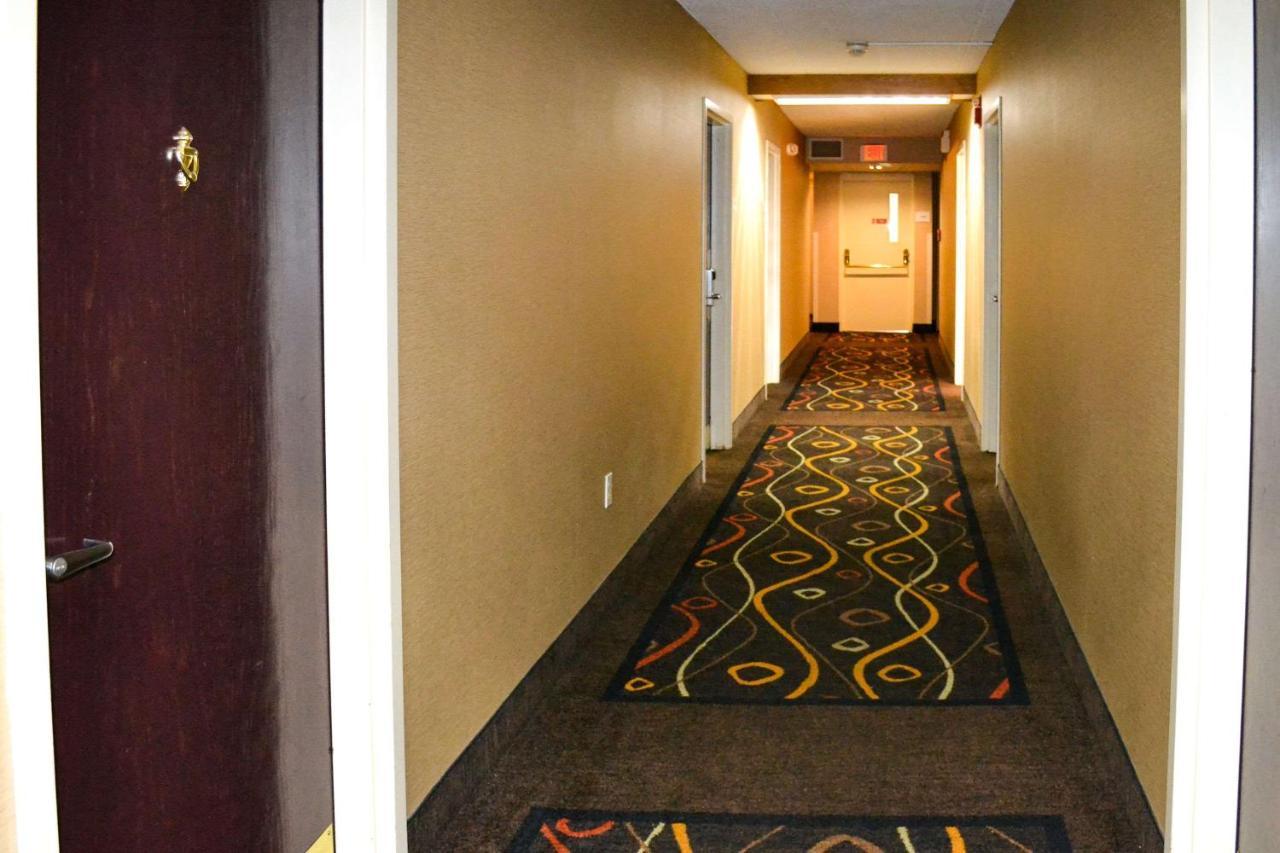 Baymont By Wyndham Scranton 2*