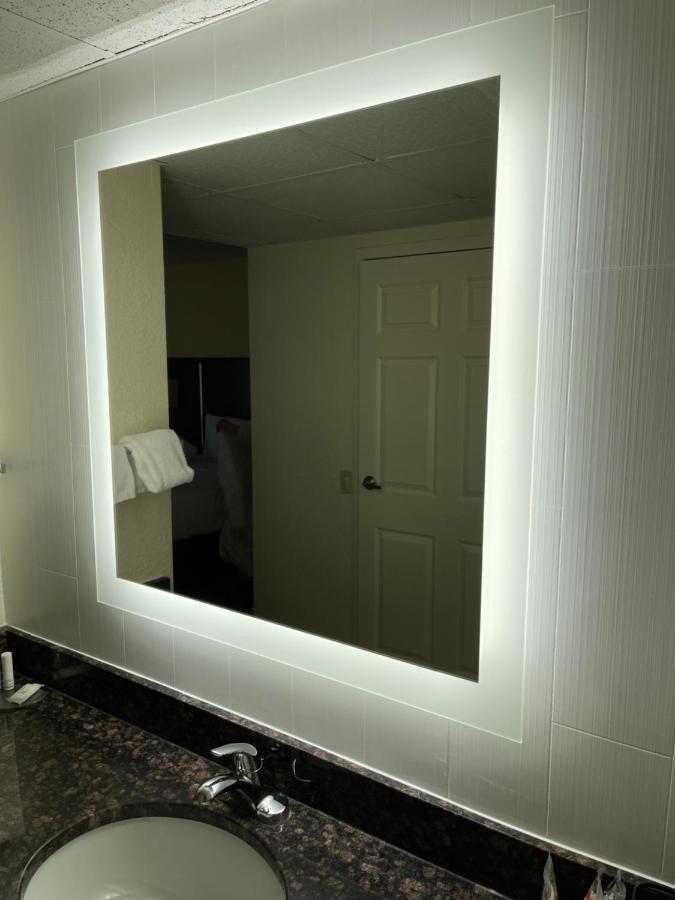 Hotel Baymont By Wyndham Scranton 2*