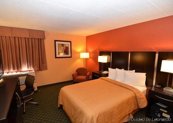 Hotel Baymont By Wyndham Scranton 2*