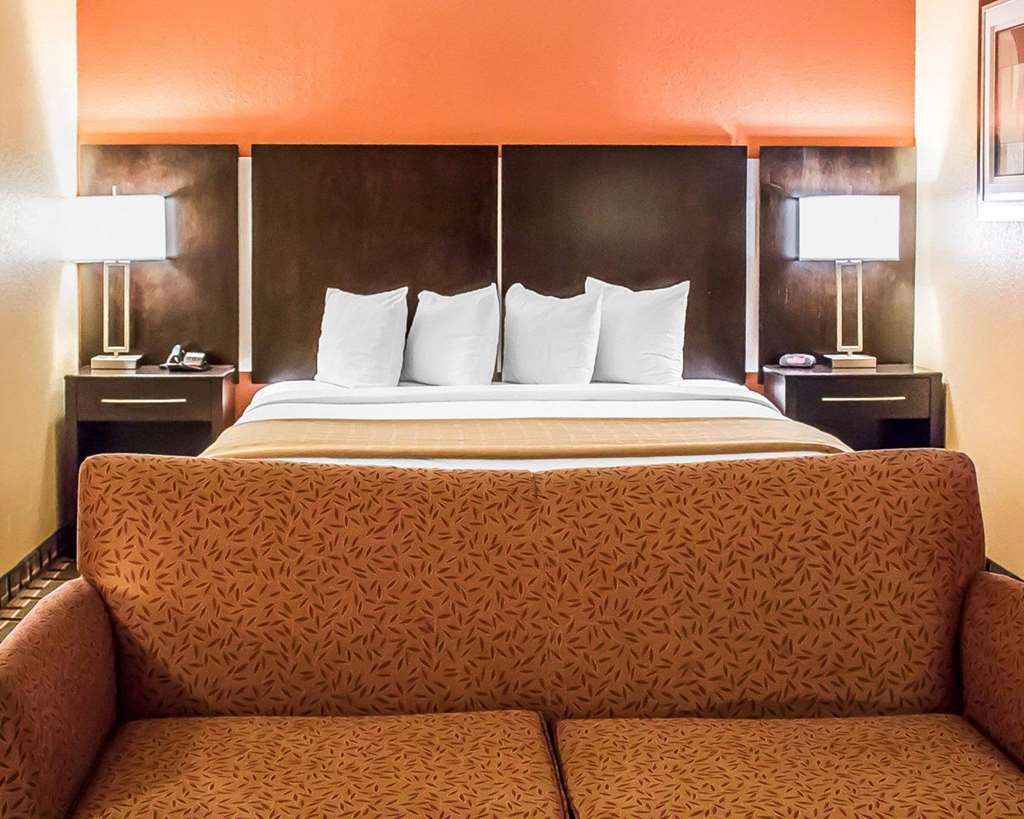 Baymont By Wyndham Scranton Hotel 2*