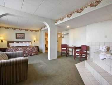 Hotel Baymont By Wyndham Scranton 2*